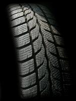 Safe driving: winter driving and tyres image